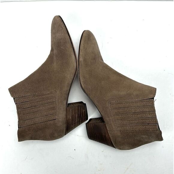 AQUATALIA Taupe Fallyn Suede Ankle Booties Block Heels Round Toe Side Zip US 9 - Picture 5 of 15